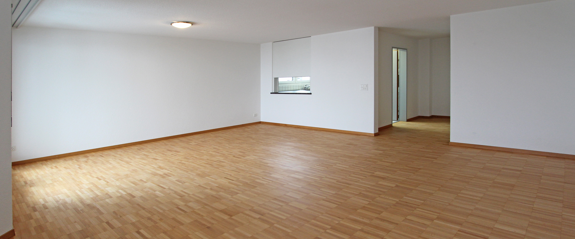 Gepflegte & zentral gelegene Wohnung mit Balkon 6315 Oberägeri 6315 Oberägeri